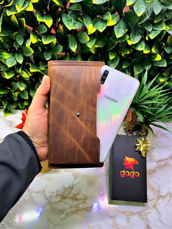 Venice Snap Handle Phone Wallet